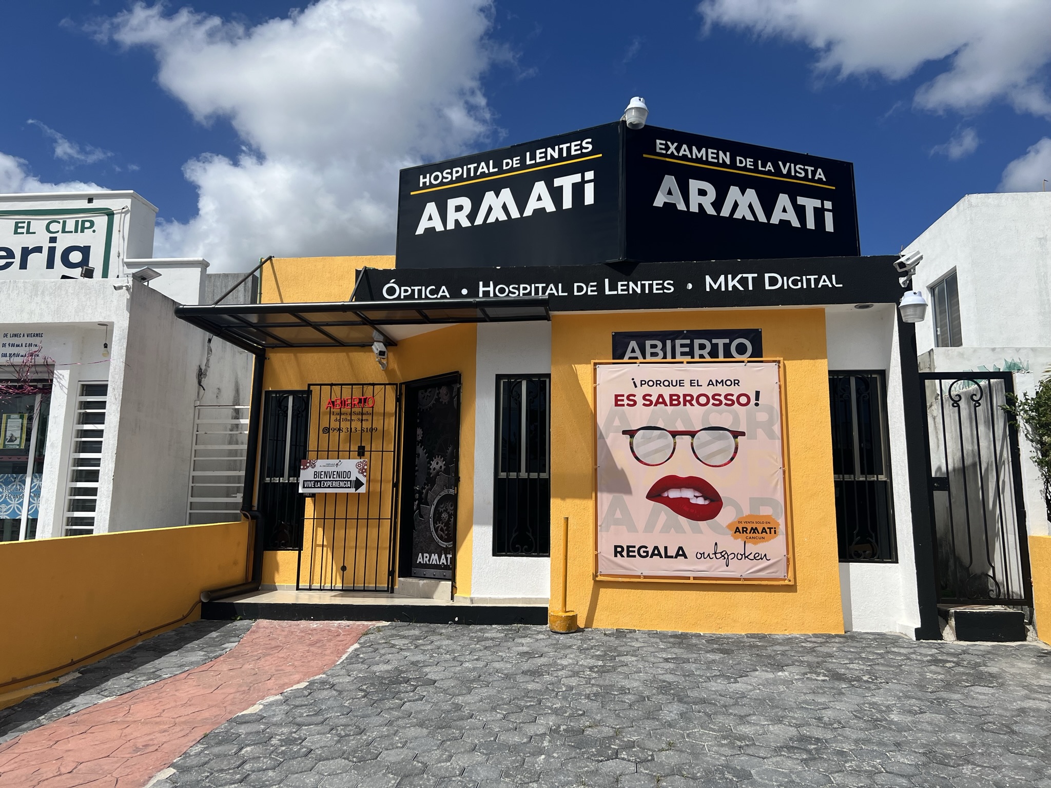Foto-fachada-armati-135-optica-lentes-cancun